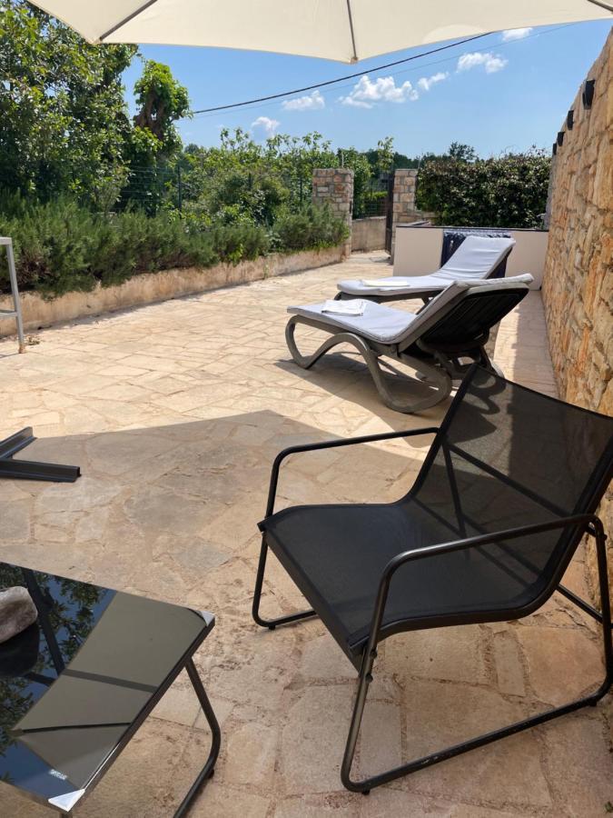 Holiday Home Ava1 With Pool & Holiday Home Ava2 With Whirlpool Baderna Esterno foto
