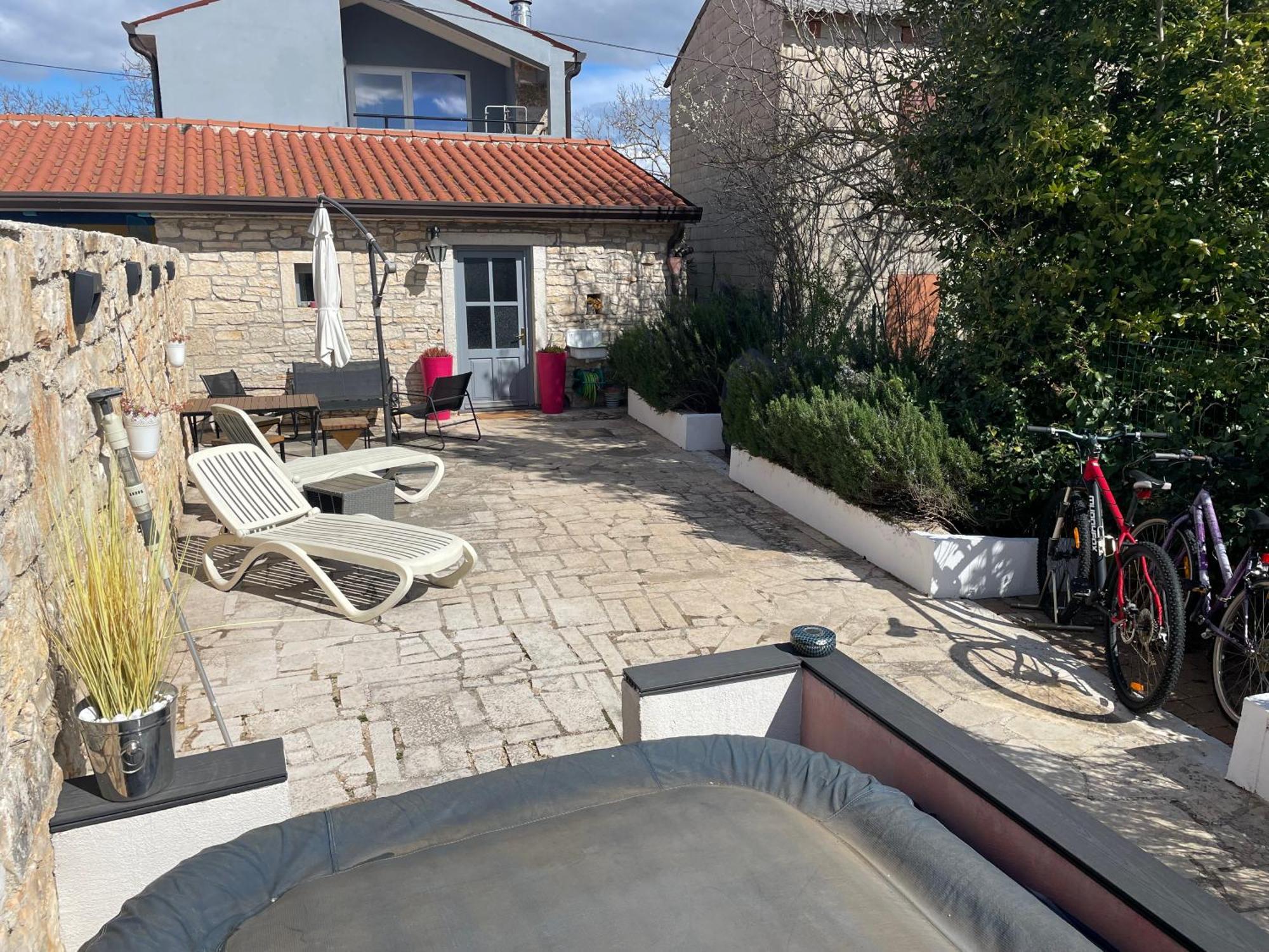 Holiday Home Ava1 With Pool & Holiday Home Ava2 With Whirlpool Baderna Esterno foto